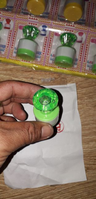 Con dấu in mini bằng nhựa có đèn Led rất đẹp