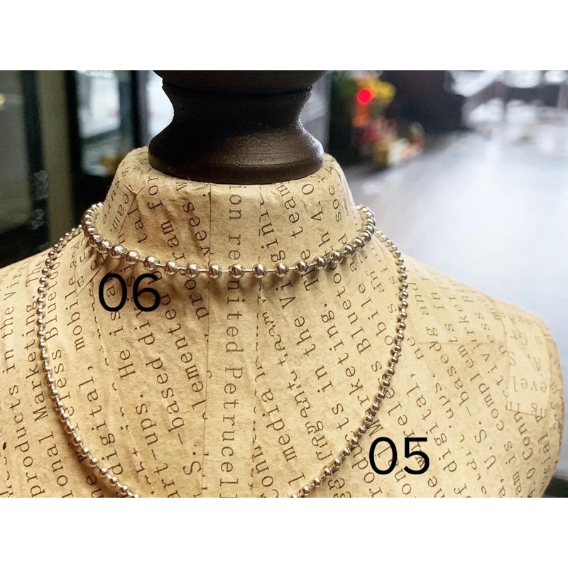 Vòng cổ titan, vòng trơn bé đeo mặt dây chuyền