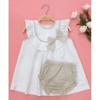 Set đầm đính nơ ngực + chip