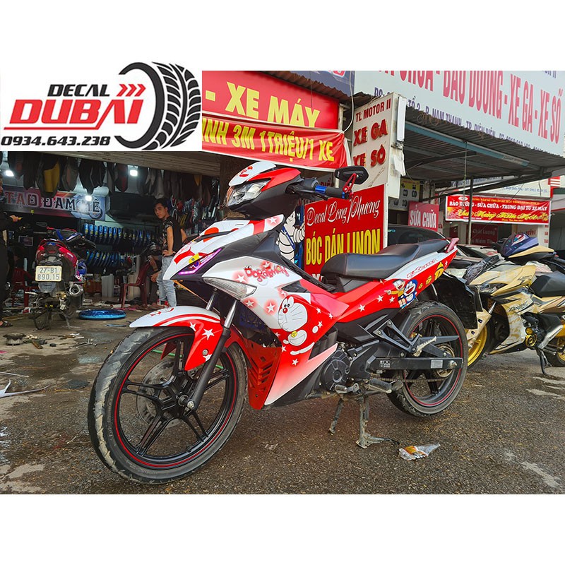 Tem Trùm Exciter 150 Doraemon Đỏ Trắng