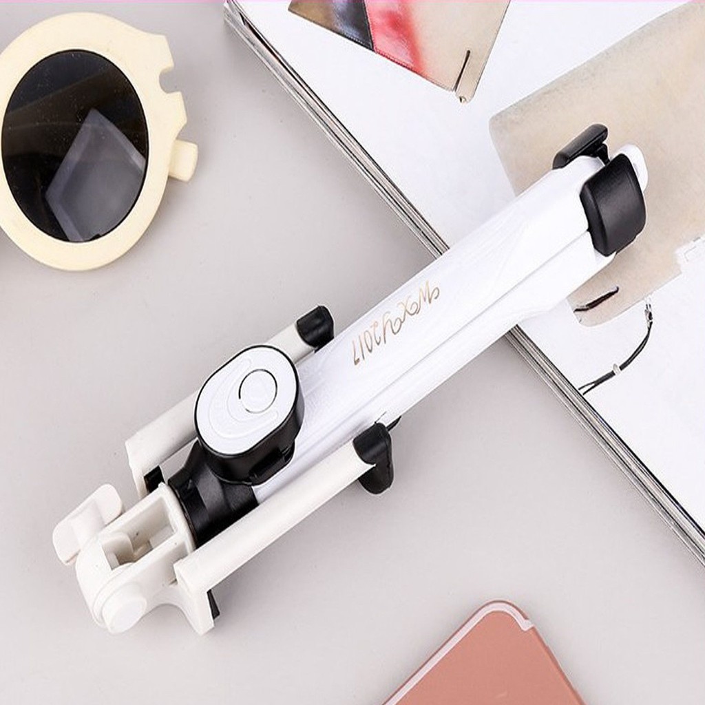 Gậy tự sướng Tripod Selfie Stick ba chân Bluetooth đa năng.