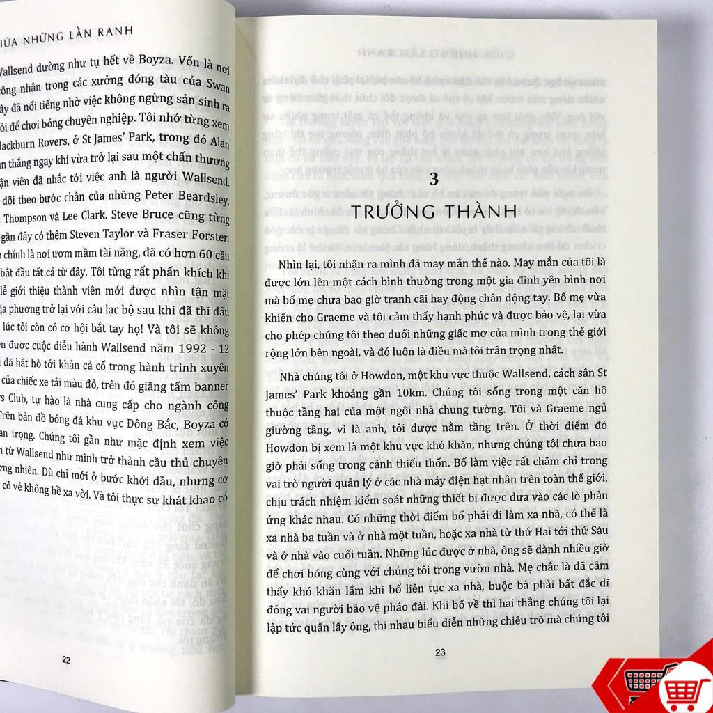 Sách - Tự Truyện Mychael Carrick - Giữa Những Lằn Ranh | BigBuy360 - bigbuy360.vn