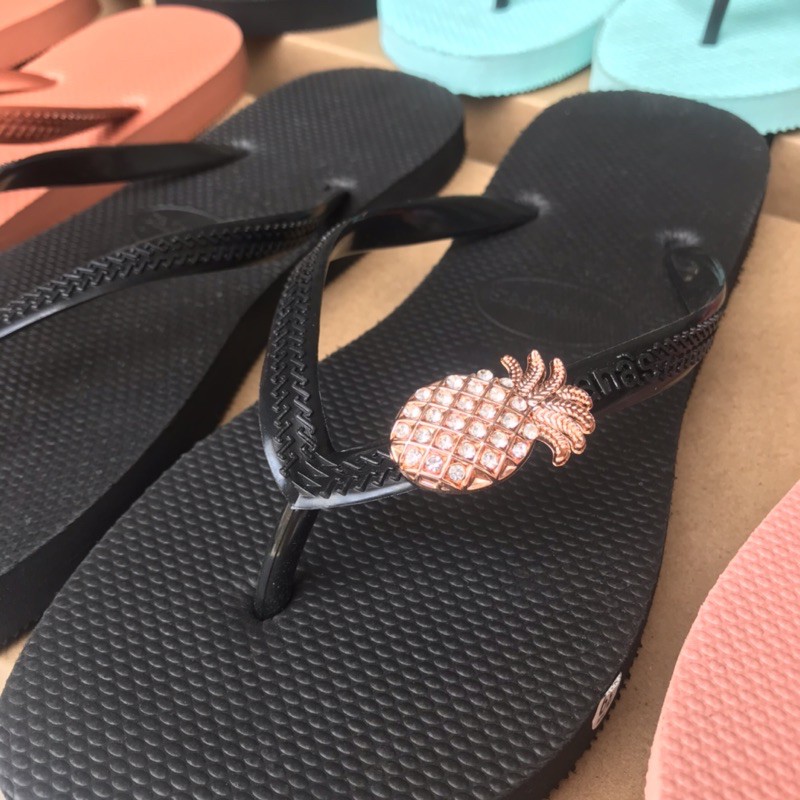 Dép kẹp/ xỏ ngón havaianas đính ong/bướm/thơm siêu dễ thương