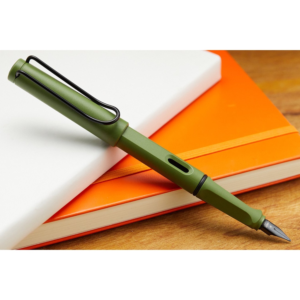 Bút máy LAMY Safari Fountain Phiên Bản Special Edition - Màu Xanh Savannah