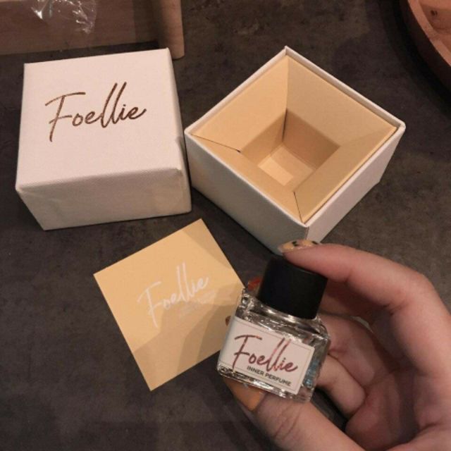 Nước hoa vùng kín foelie