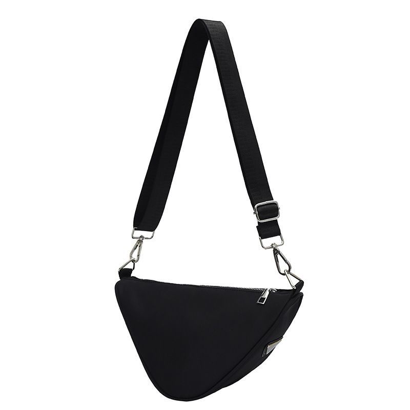 Túi Đeo Chéo Hình Tam Giác Cỡ Nhỏ 2022 Thời Trang Cho Nữ