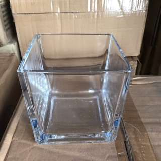 Ly thủy tinh vuông, chậu hoa 10cm x10cm