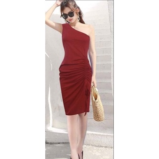 Đầm body lệch vai rút dây xẻ tà sexy