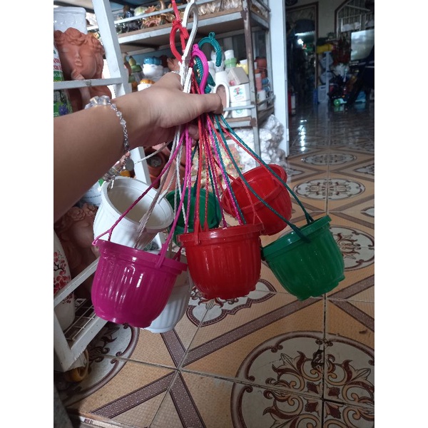 Chậu nhựa treo 7x9cm mini đủ màu