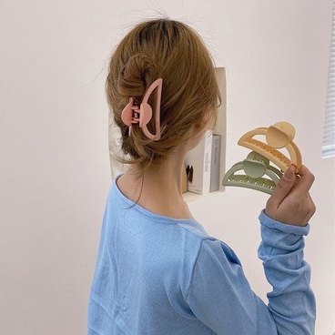 Kẹp Tóc Càng Cua Thiết Kế Hình Tròn Quý Phái Trẻ Trung