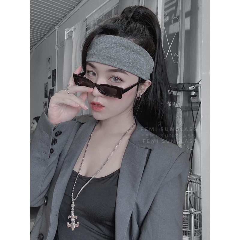 Kính râm kính mát nữ chữ nhật nhỏ ti hin sang chảnh gọng trắng chữ nhật đi biển đi du lịch