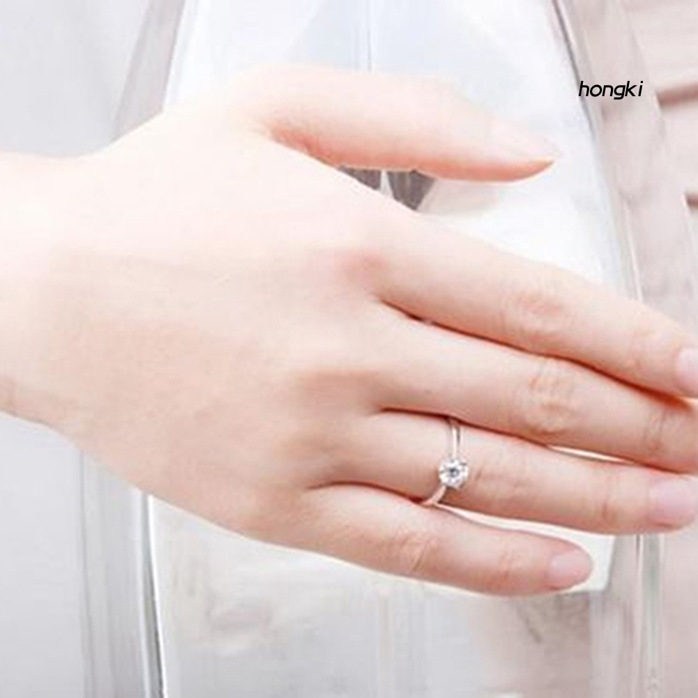 Nhẫn đính hôn zircon trong suốt kích thước 6-9 độc đáo