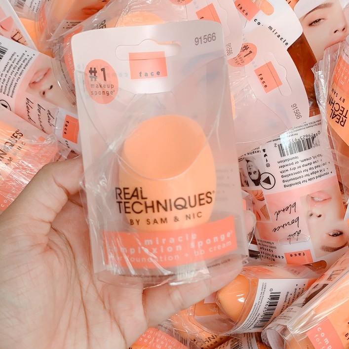 Mút Tán Nền Real Techniques Miracle Complexion Sponge