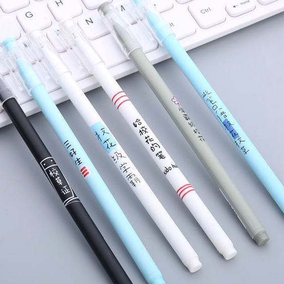 Bút mực gel ngòi 0.5mm vỏ in chữ dễ thương