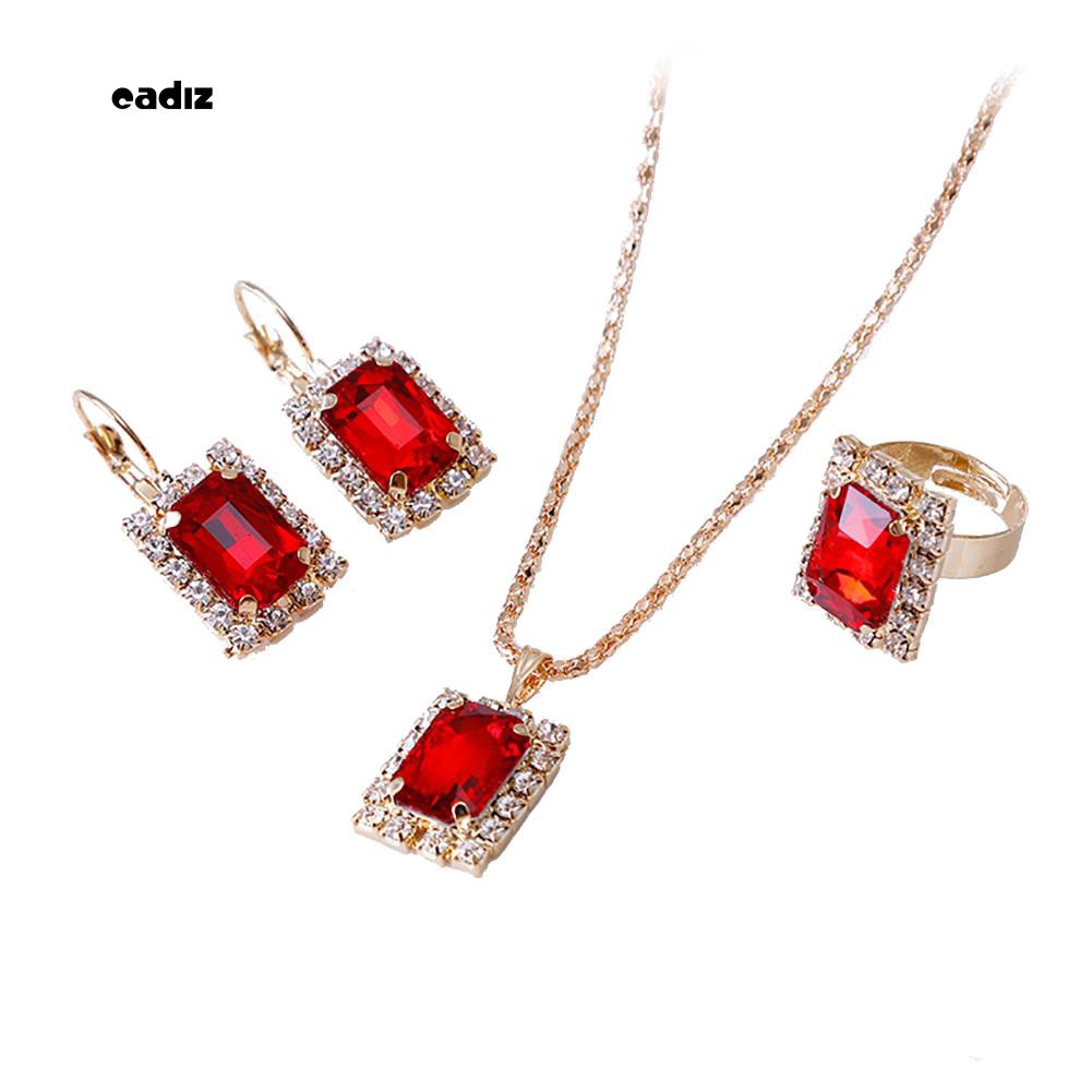 Bộ trang sức cho nữ dự tiệc cưới