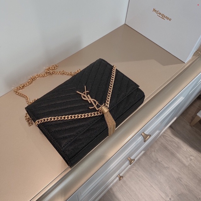 Clutch Xinh HT