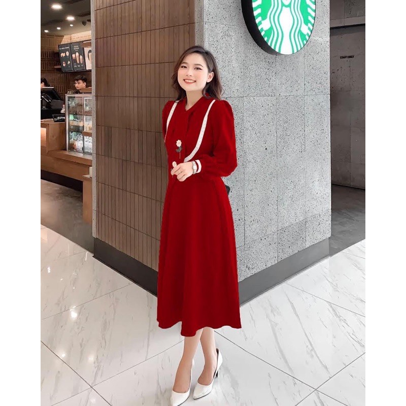 ĐẦM MIDI ĐỎ VIỀN THÊU
