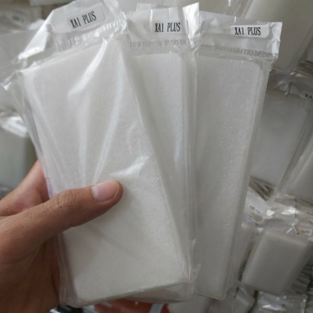 Bộ 3 chiếc ốp silicon sony XA1 PLUS trong suốt (loại A)