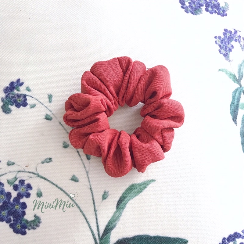 Dây buộc tóc Scrunchies handmade chất đũi, size nhỏ, bản rộng 2CM chun co giãn tốt, cột tóc không đau