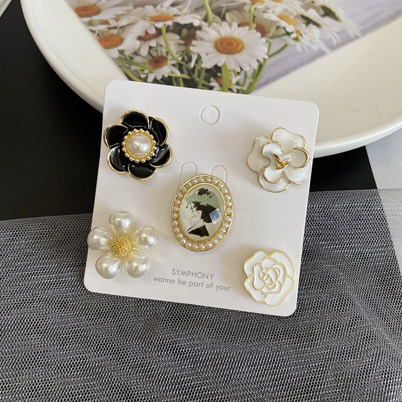 Set ghim cài áo hình hoa trà / chữ số 5 / vương miện / nơ / vũ công ba lê phong cách cổ điển sang trọng