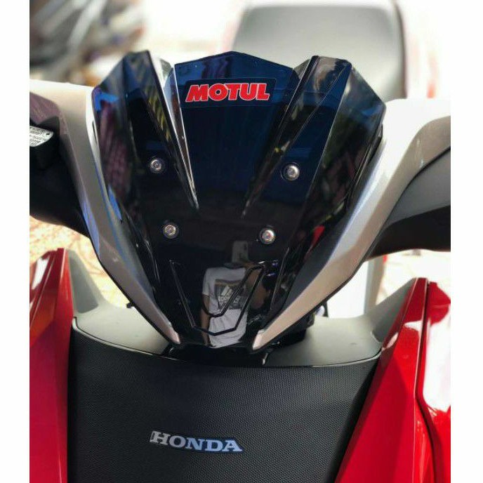 Mão Winner X đen bóng