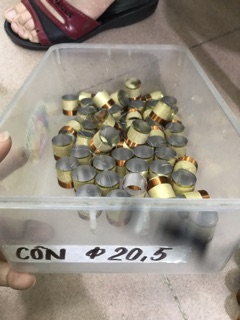 2 chiếc Côn loa phi 20,5 dùng cho bas 12