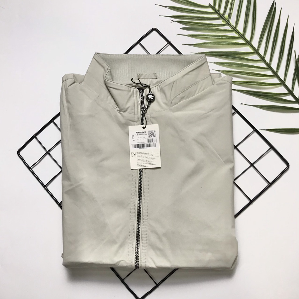 Áo khoác gió nam  2 lớp Aristino cổ bẻ hiện đại  AJK009W1