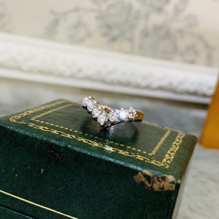 N39. Nhẫn viền đ.á trắng kiểu vương miện| Độc lạ | Vintage Necklace|| Si Nhật | Japan | 2HAND | trang sức nhật bản