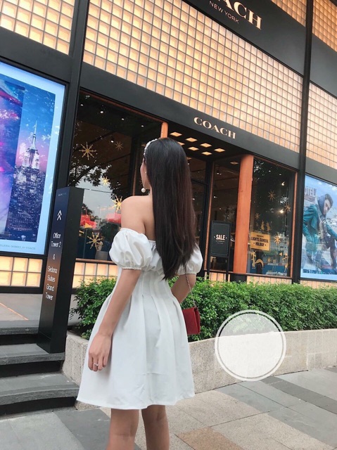 Đầm trắng bệt vai li eo dáng xòe xt