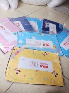 GỐI THƠM MUJI CHO BÉ ( từ 6 tháng tới 10 tuổi)