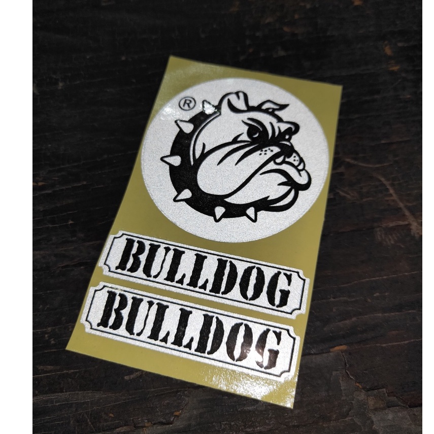 Phụ kiện tem phản quang Bulldog dán trên mọi bề mặt chính hãng - Arrow
