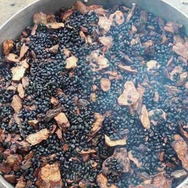 Hà thủ oi chế đỗ đen
