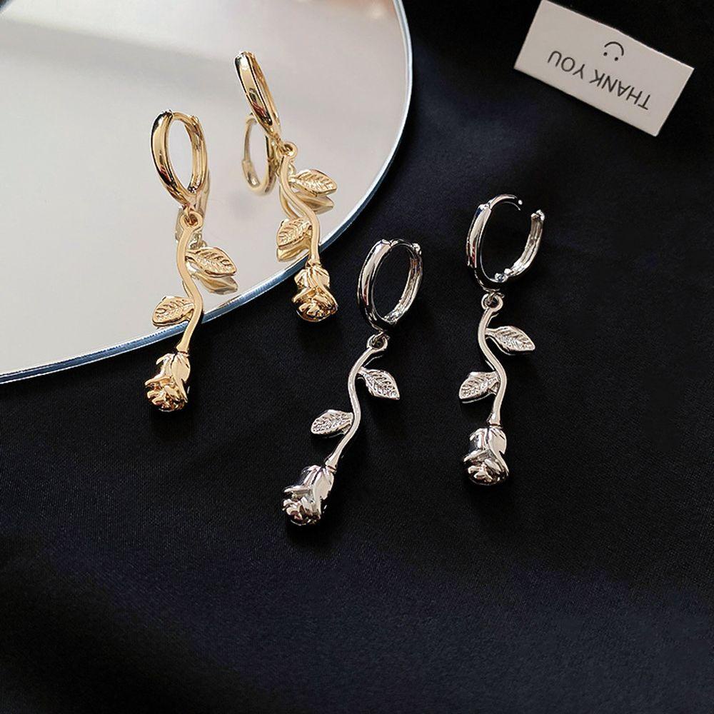 Khuyên Tai Kim Loại Dạng Vòng Lủng Lẳng Đơn Giản Thời Trang Cá Tính Cho Nữ