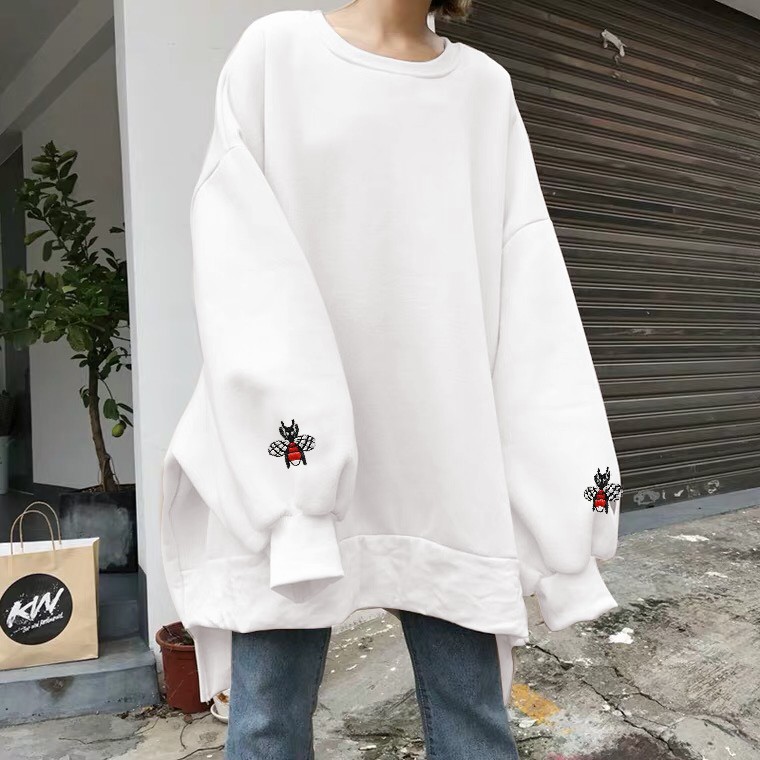 Áo Sweater Nữ Tay Phồng Lệch Tà Thiêu Ong 2 màu Đen Trắng form rộng BC160