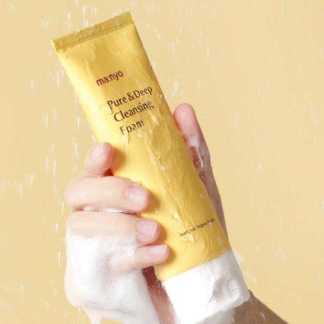 SỮA RỬA MẶT MANYO PURE AND DEEP CLEASING FORM TẠO BỌT KHÔNG LÀM KHÔ DA