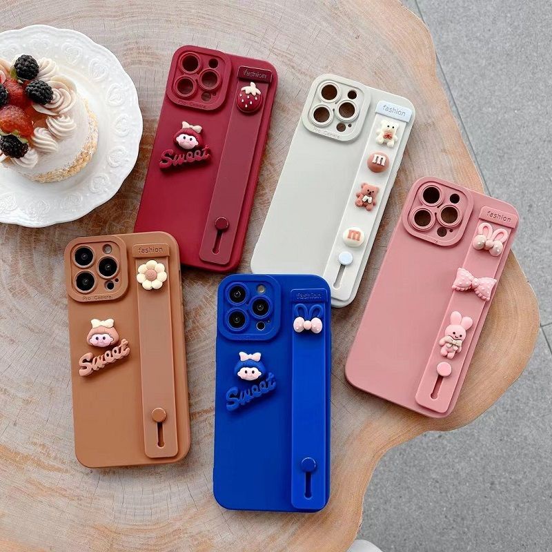 Ốp lưng iphone kèm móc đeo tay fashion 6 7plus x xsmax 11 11promax 12 12pro 12promax 13 13pro 13promax DT19