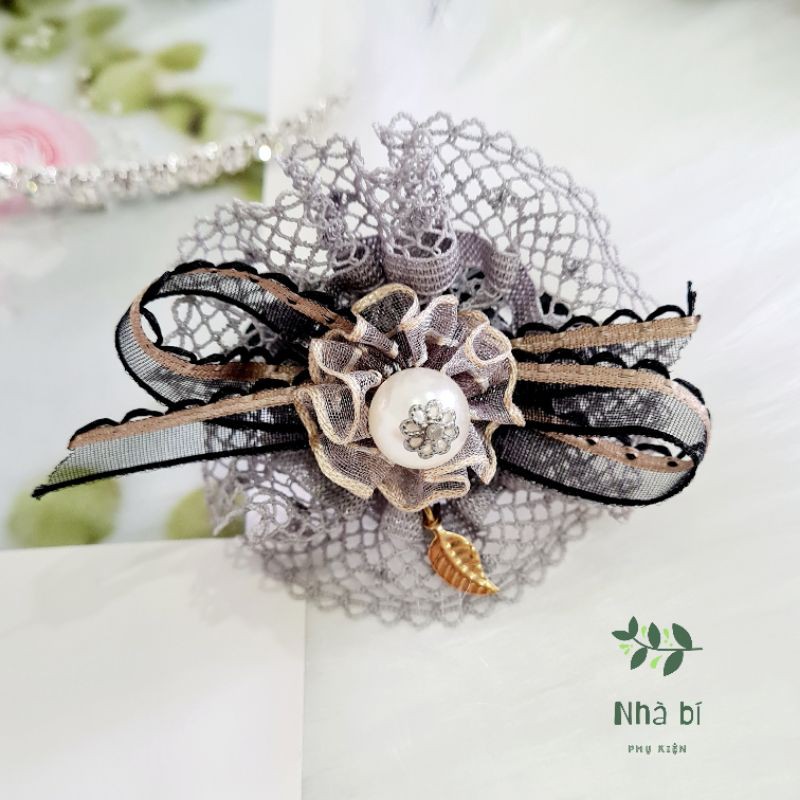Cột tóc Nhà bí