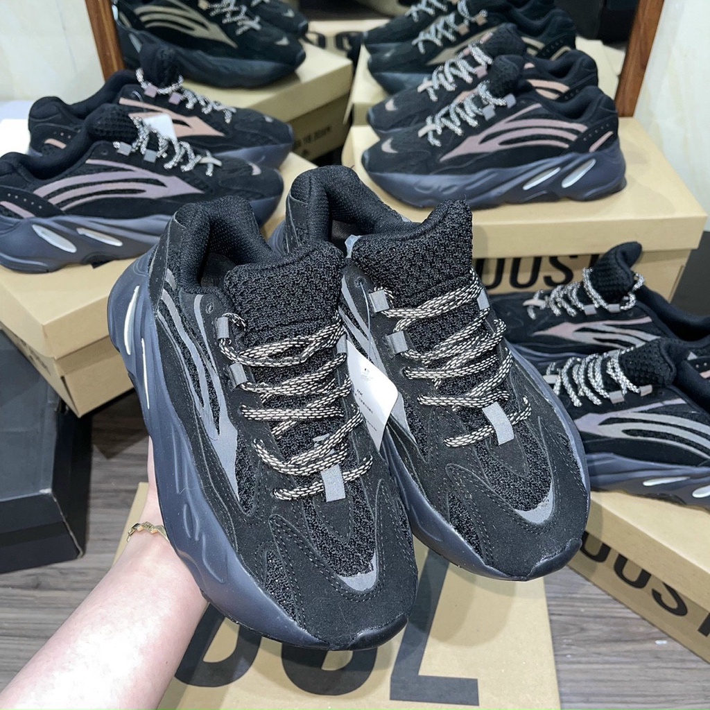 Giày yeezy 700 black đen cao cấp