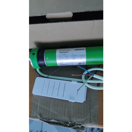 Động cơ rèm cuốn Dooya DM 45 có chức năng quay tay chuyên dùng cho hệ mái hiên di động và bạt che giếng trời