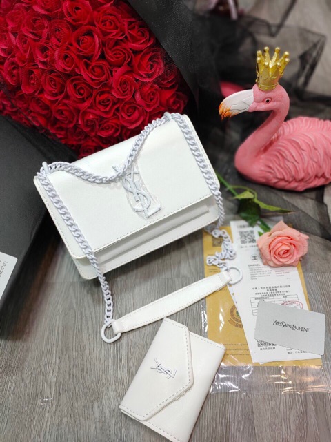 Túi đeo chéo logo cùng màu kèm ví size 22 fullbox