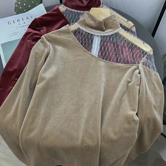 Áo nhung pha ren lưới cổ lọ Quảng Châu