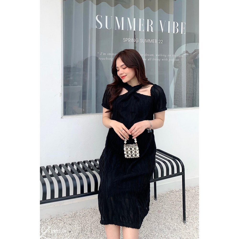 Váy bầu Eve Dress xoắn cổ, form dáng basic dễ mix match thiết kế bởi LAMME