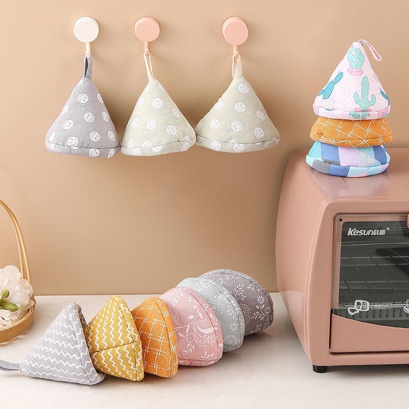 Tay Cầm Nắp Nồi Cách Nhiệt Chống Bỏng Hình Tam Giác Dễ Thương