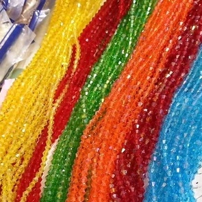 1 Dây Pha Lê đá hình chóp Nón (thoi) 4mm làm vòng tay, DIY