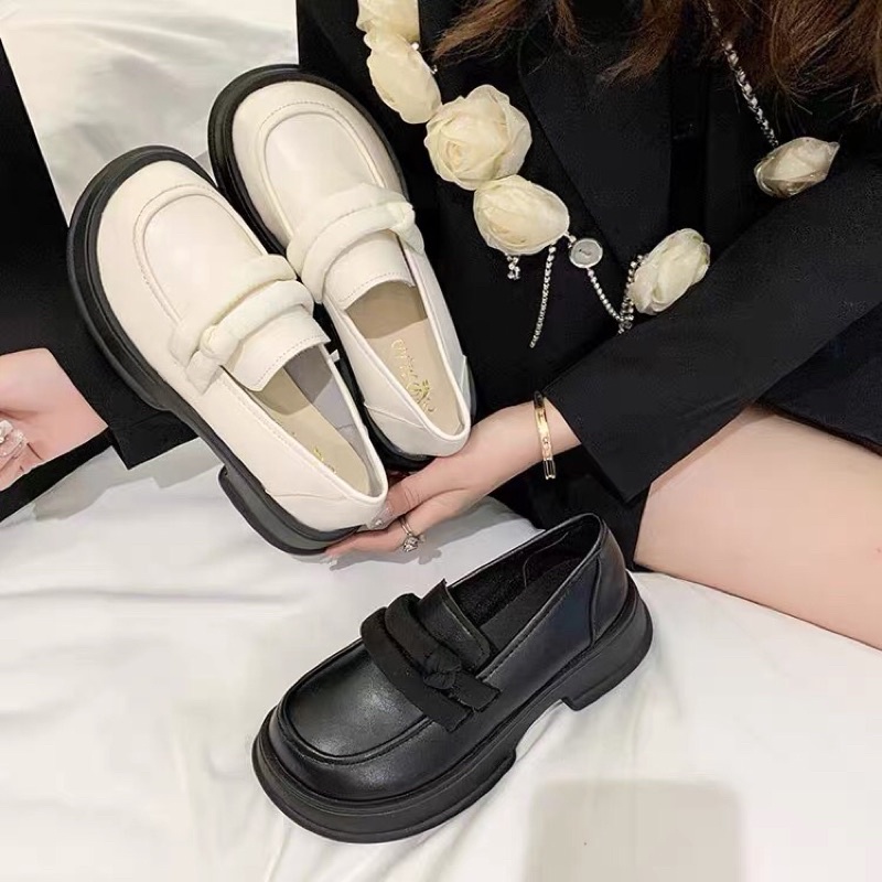 Giày oxford nữ đế khoét eo