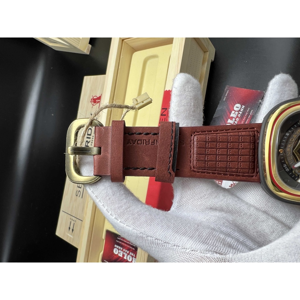 Đồng hồ nam sevenfriday P2B/07