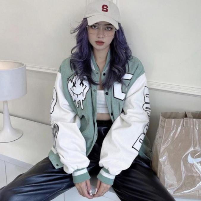 Áo Khoác Form Rộng Nhung Tâm Jacket Varsity Graffiti