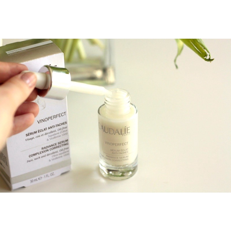 Tinh chất giảm thâm nám, ngừa lão hóa Caudalie RADIANCE SERUM COMPLEXION CORRECTING VINOPERFECT 10ml
