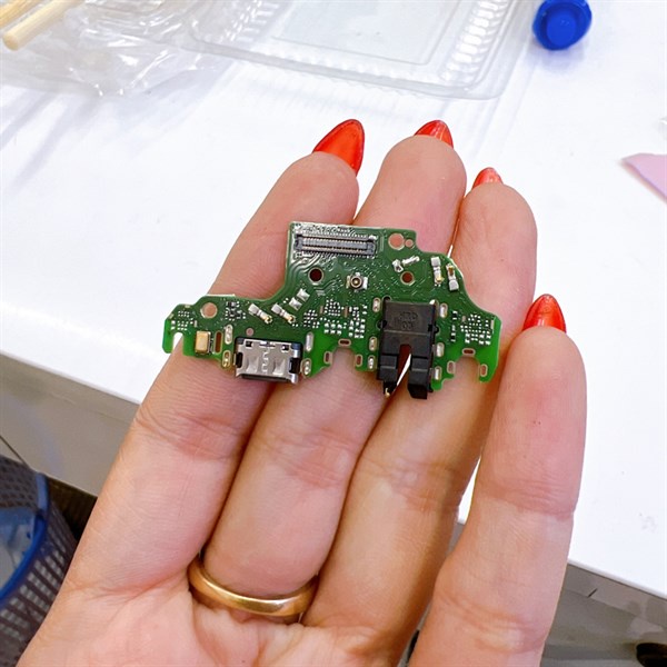 Cụm sạc Huawei Nova 5i