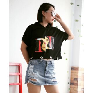 Áo Croptop đen phối khoen